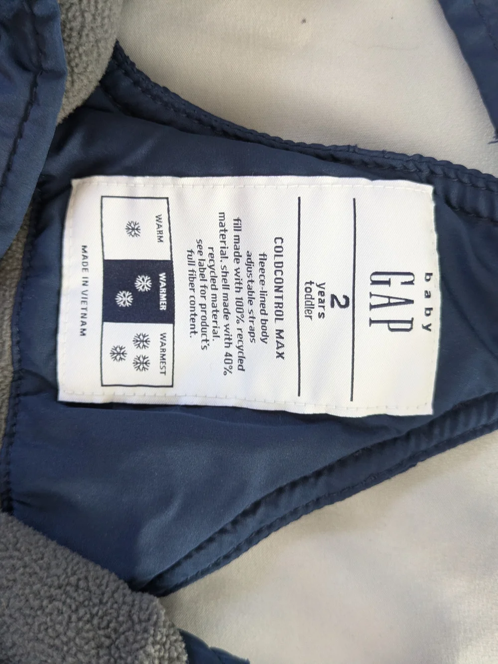 GAP durable navy